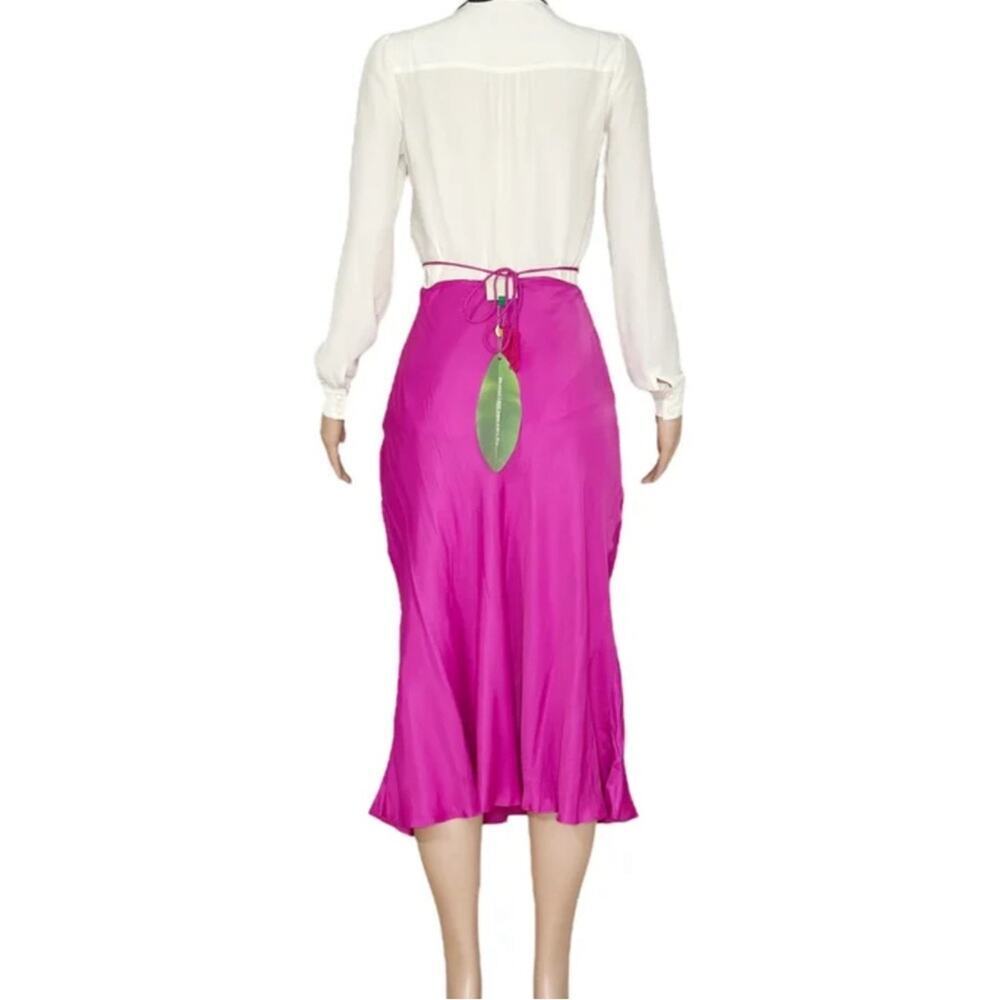 FARM Rio Fuschia satin Midi length 
strap-detail satin-finish midi skirt - Picture 8 of 14